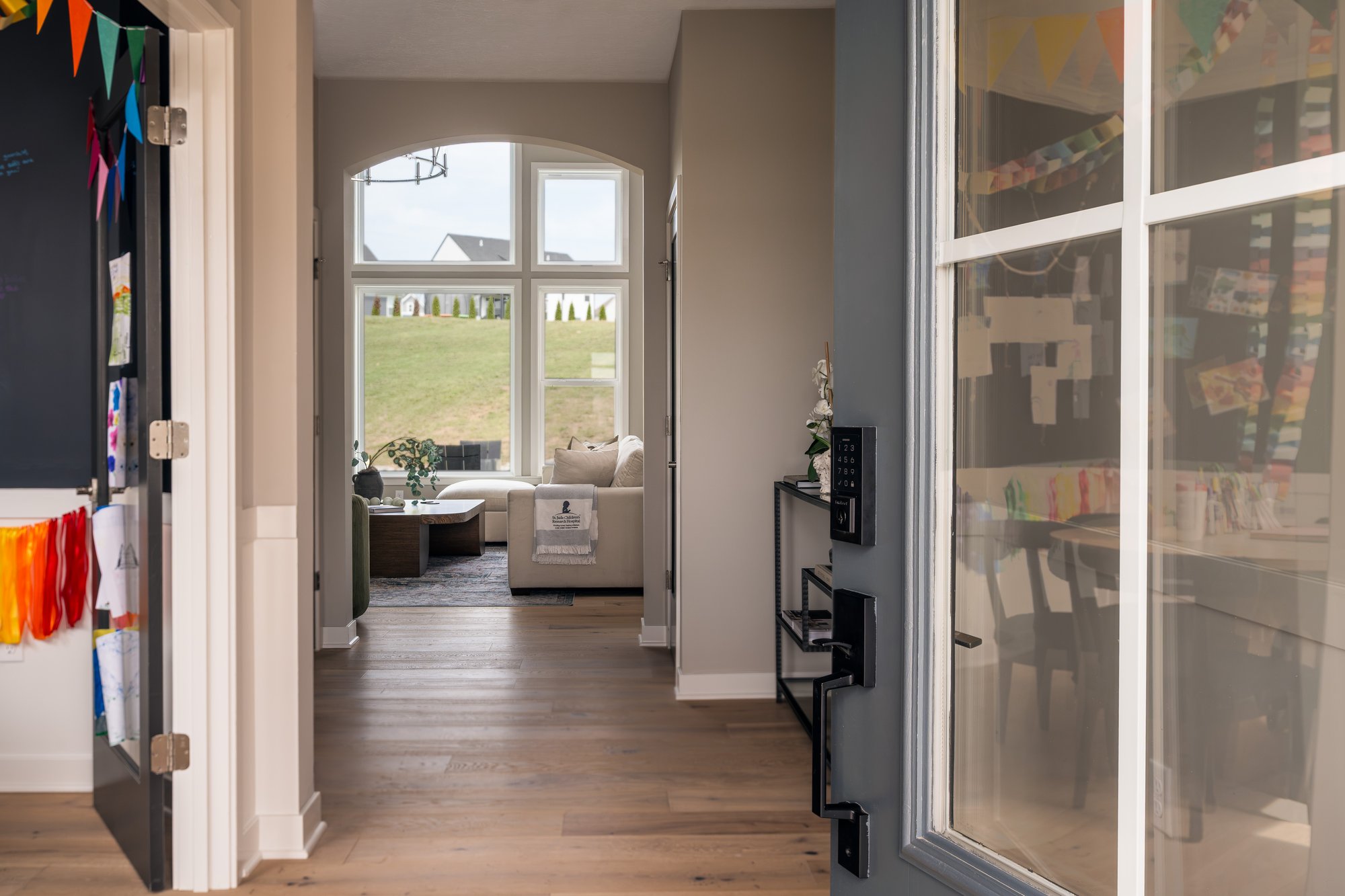 2026-lou-st-jude- psr- grandin-interior-entry-01