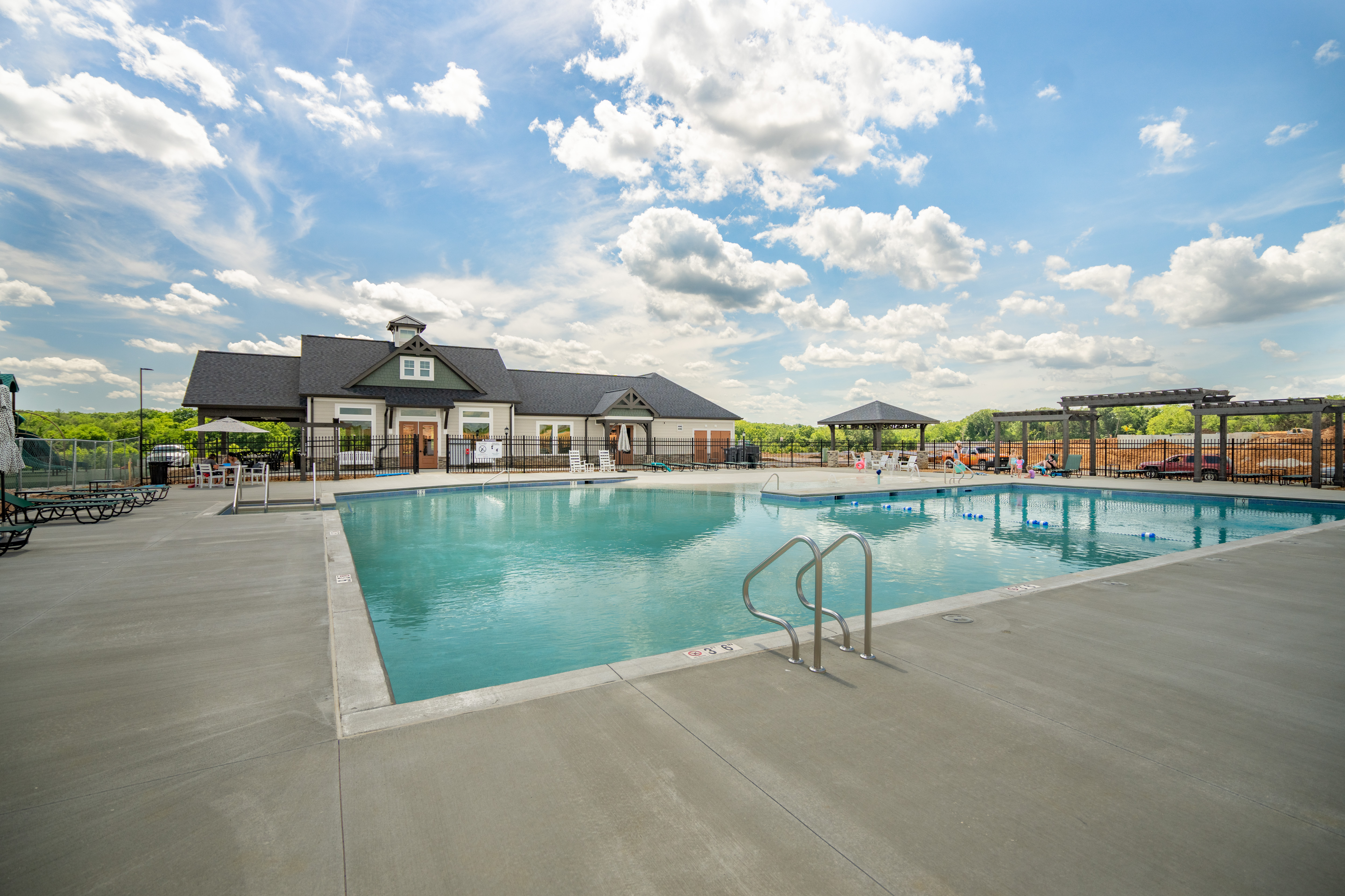 Streets-of-Caledonia-Pool-June-2022
